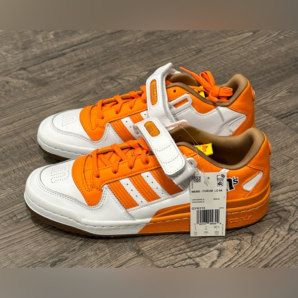 Adidas Forum Low 84 x Orange M&M's GY6315 Men’s Size 7.5 - Picture 2 of 7